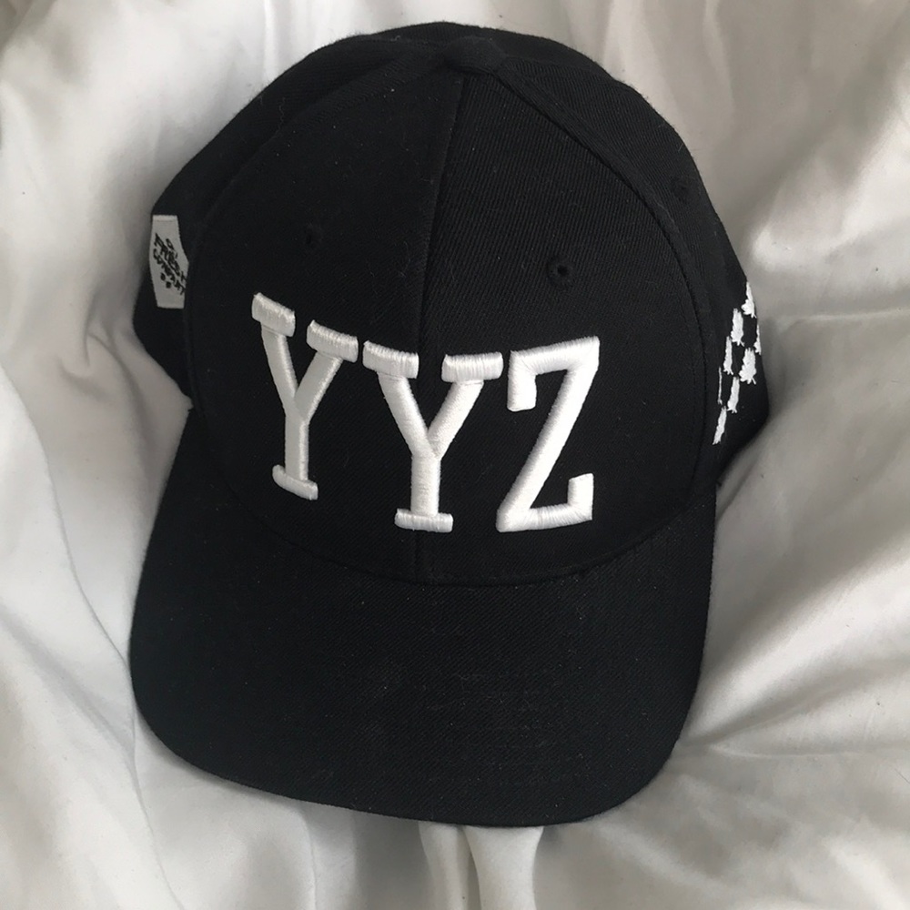 Get Fresh YYZ cap